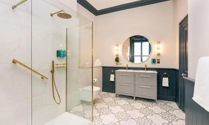 The Trinity Hotel 4*