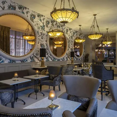 Hotel The Trinity 4*