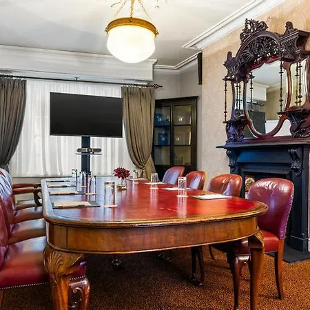 The Trinity 4*
