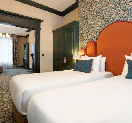 Hotel The Trinity